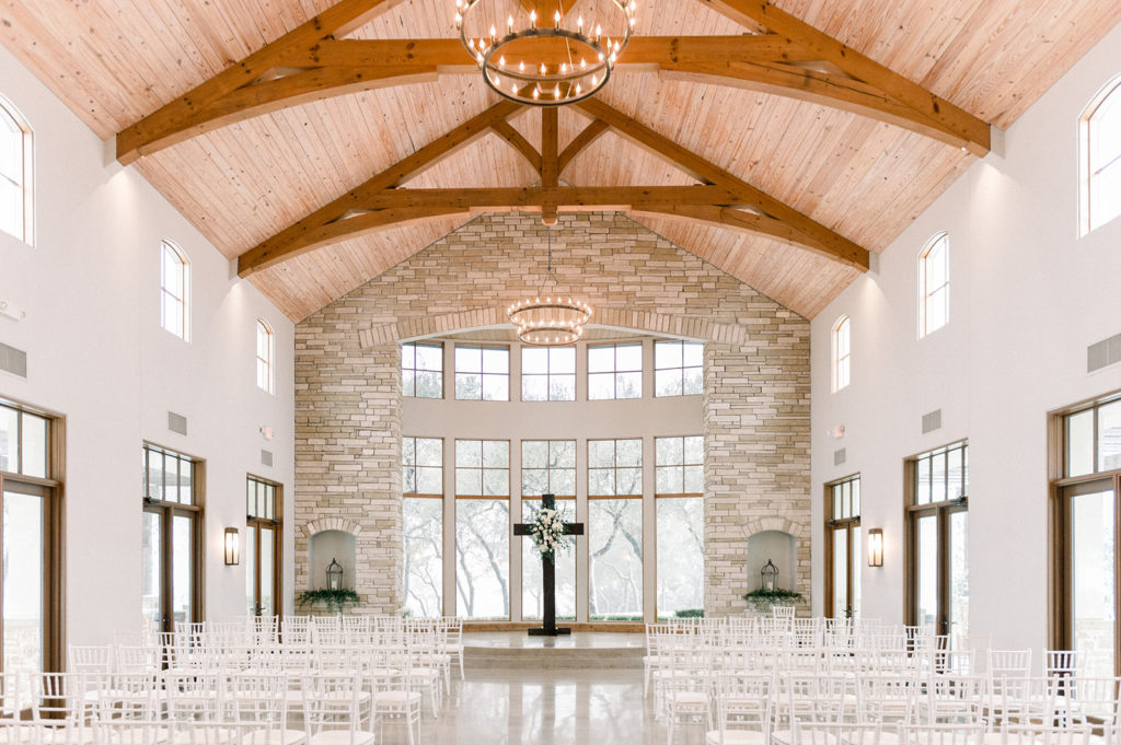 picture of the ceremony space at Canyonwood Ridge, Austin Wedding Venue